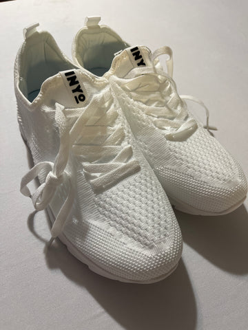 INYO Women's White Lightweight Sneakers - Size 10.5